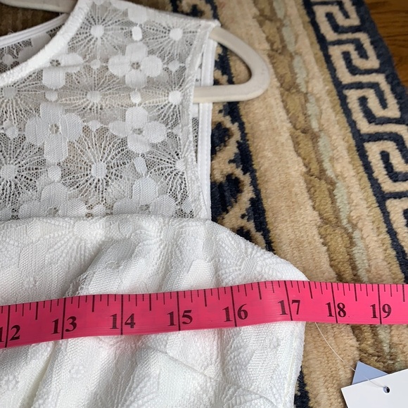 LONDON TIMES PETITE white lace dress - Picture 6 of 8